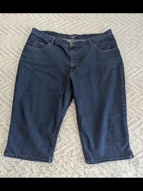Riders By Lee Denim Capris